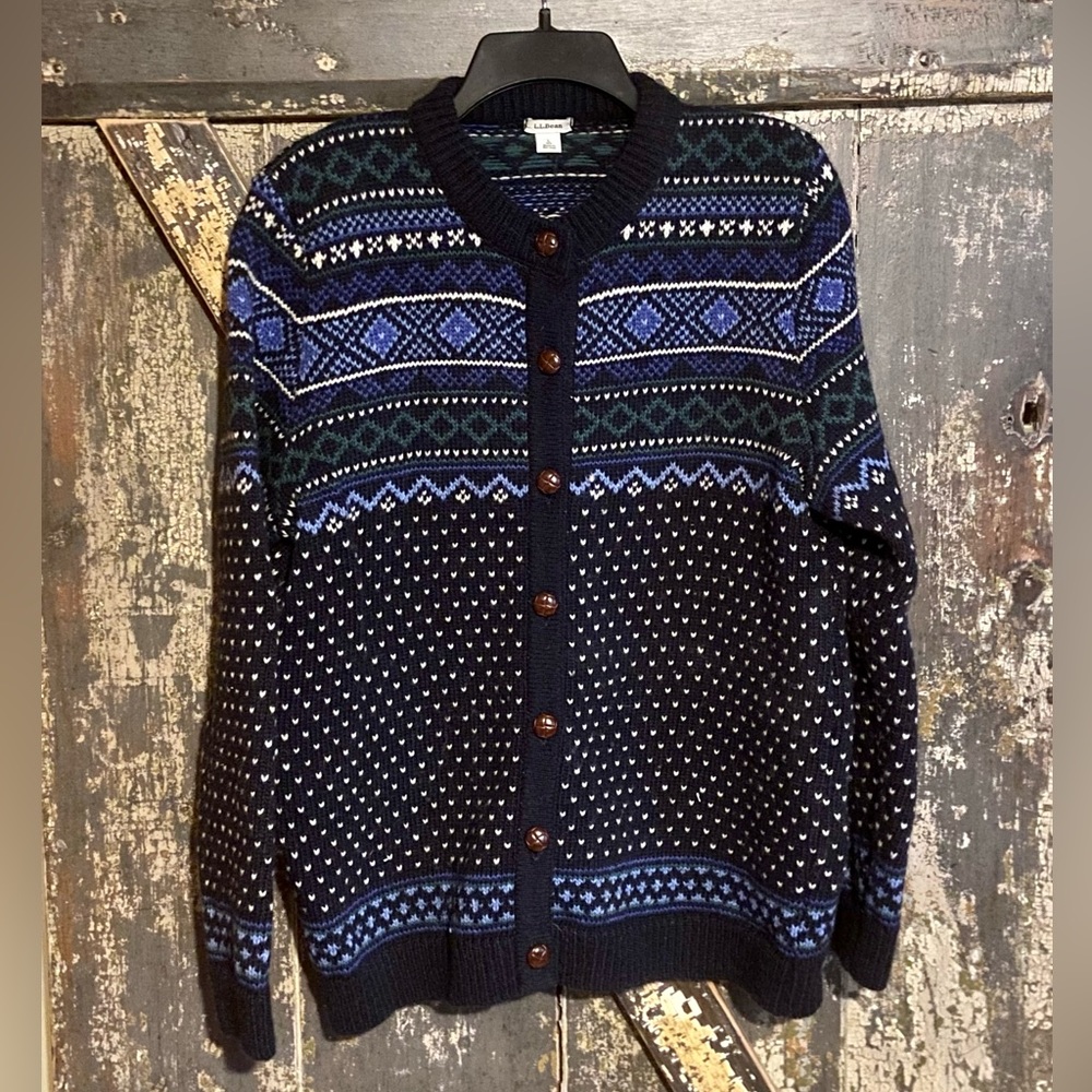 LL Bean wool button down cardigan sweater. Womens Large. EUC.